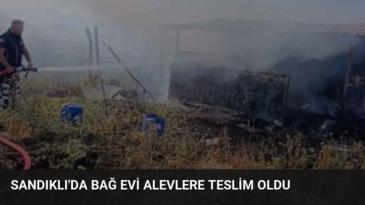 Sandıklı’da Bağ Evi Alevlere Teslim Oldu