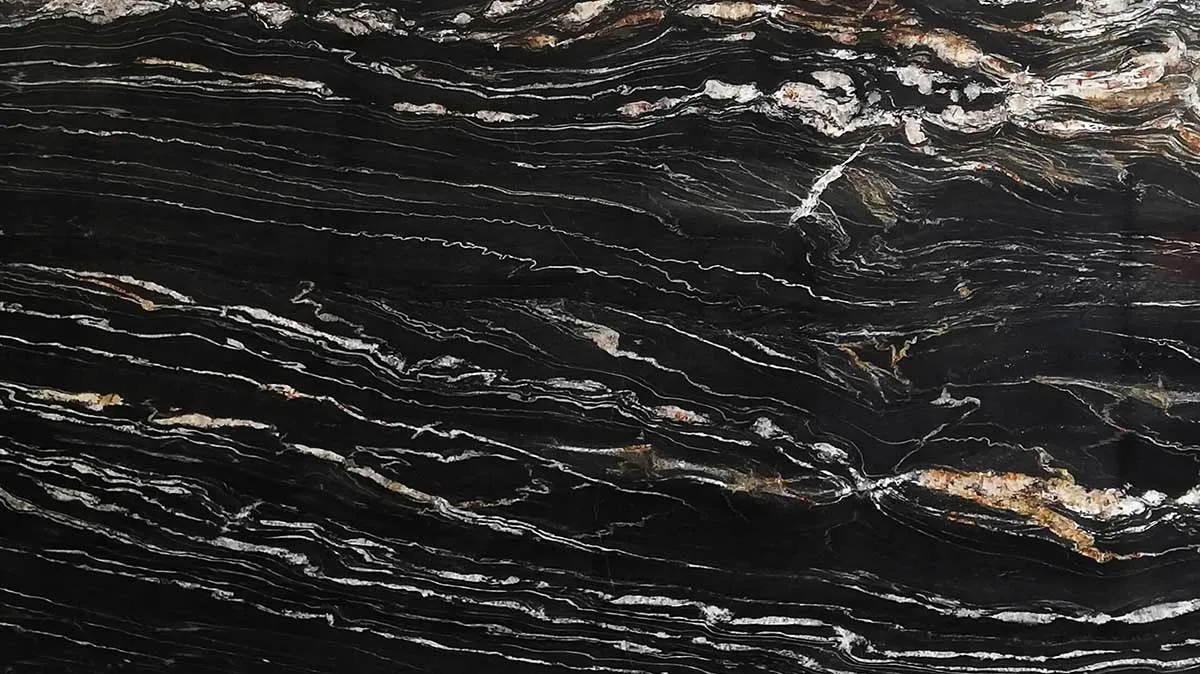 İtalyan Zarafetinin Zirvesi: Carrara Mermer ve Bianco Carrara Mermer ile Zamansız Mekanlar